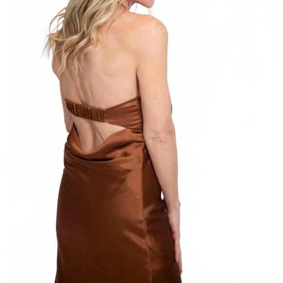 NEW IN THE BEGINNING strapless open back maxi dress in brown - Picture 3 of 3